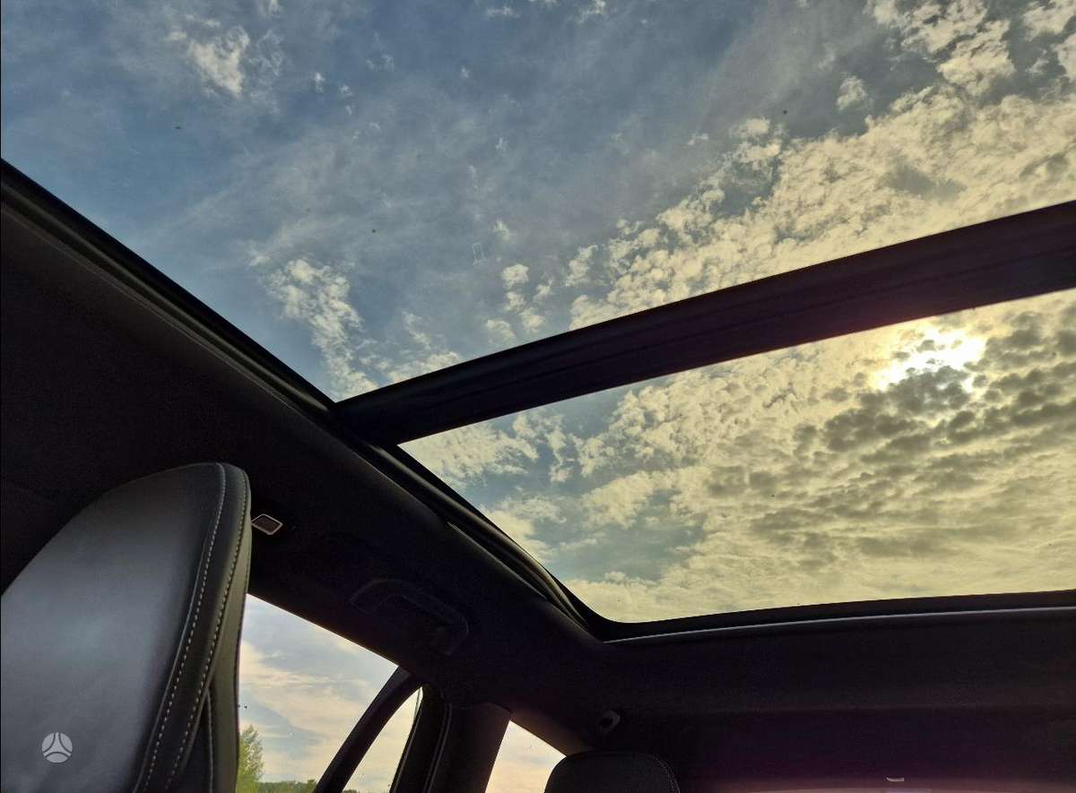 Volvo V60 Cross Country - 12