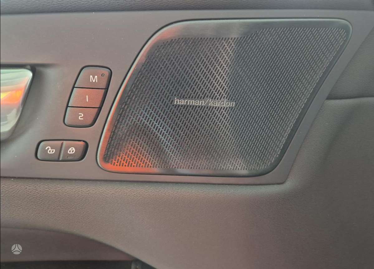Volvo XC60 - 12