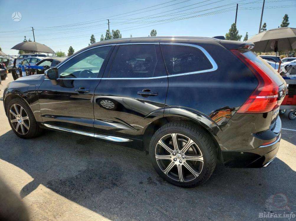 Volvo XC60 - 2