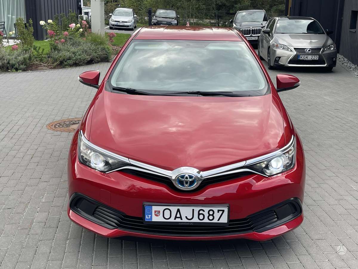 Toyota Auris - 2