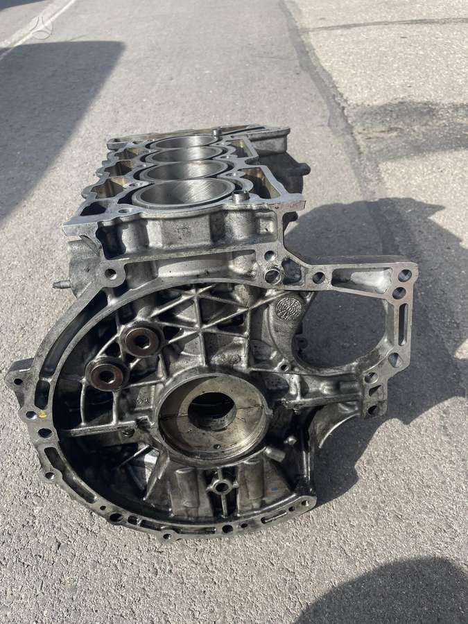 BMW 3 serija, N13b16a, engine block