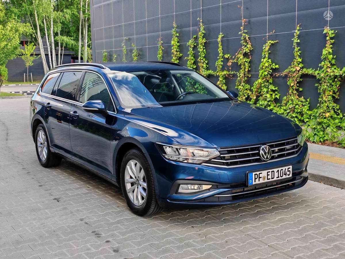 Volkswagen Passat - 2