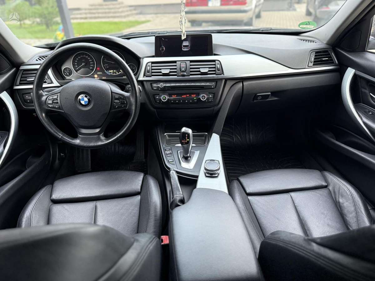 BMW 320, 2.0 l., wagon