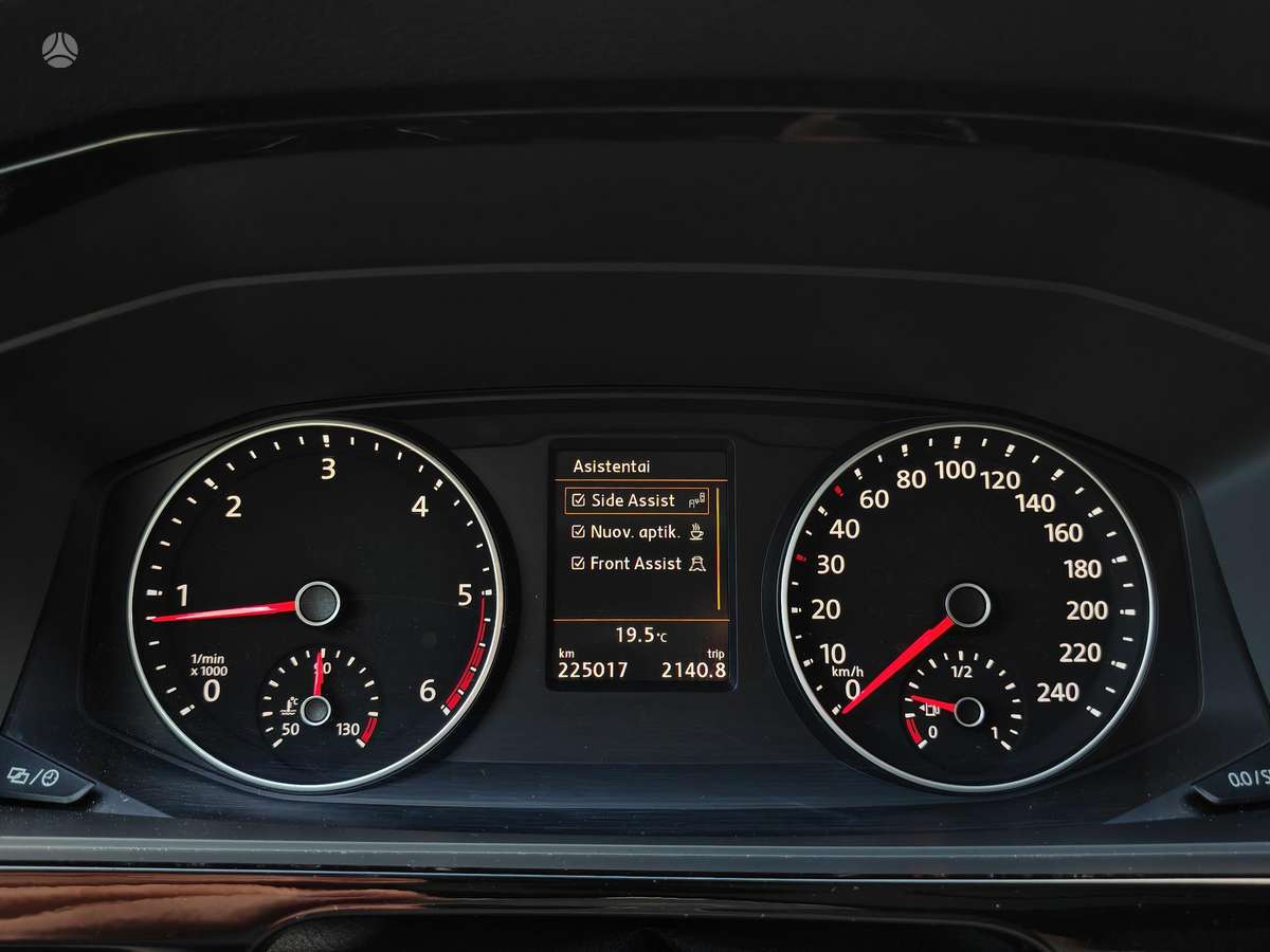 Volkswagen Multivan, 2.0 l., Минивэн