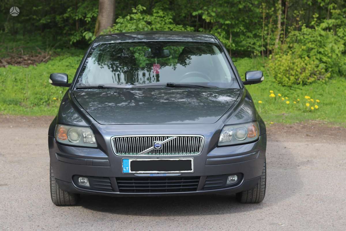 Volvo V50 - 1