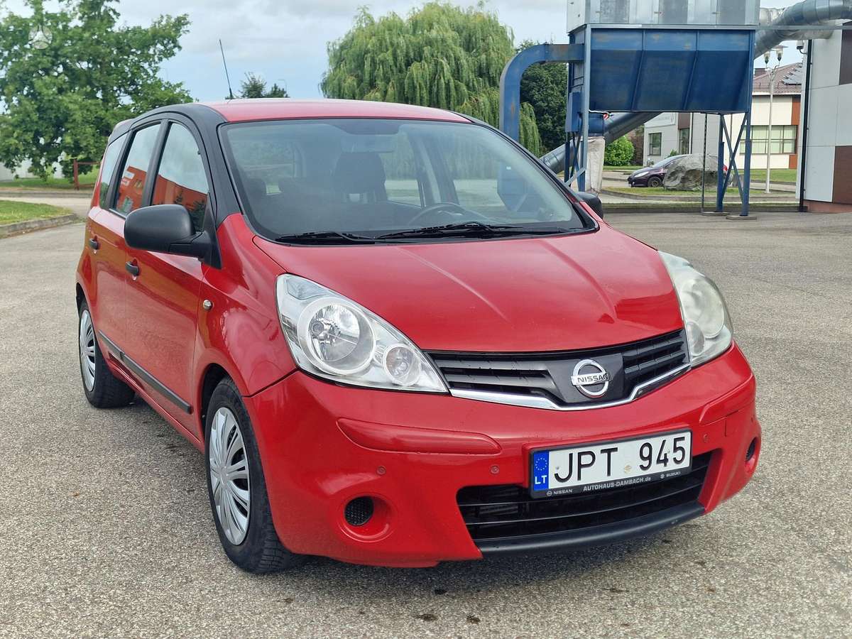 Nissan Note, 1.5 l., hatchback