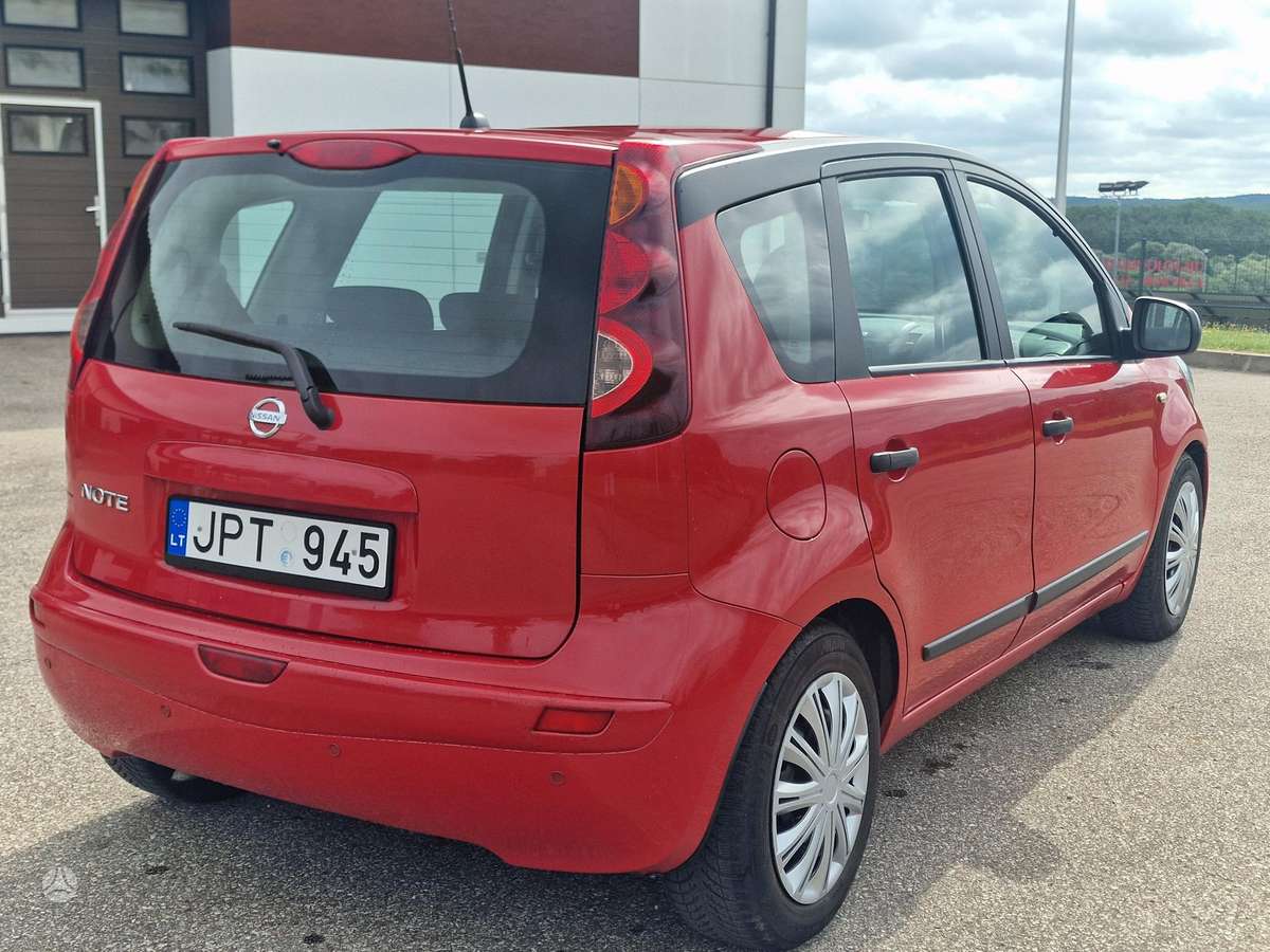 Nissan Note, 1.5 l., hatchback