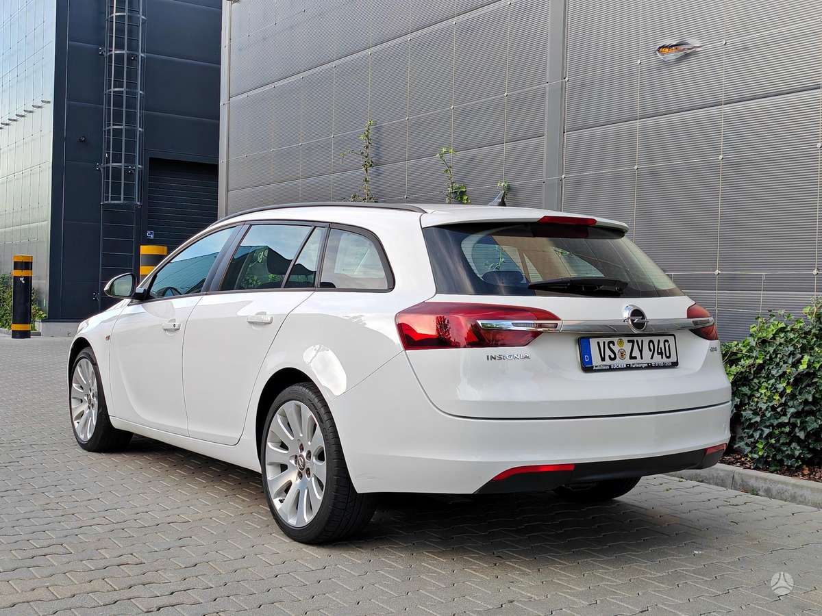Opel Insignia, 2.0 l., Универсал