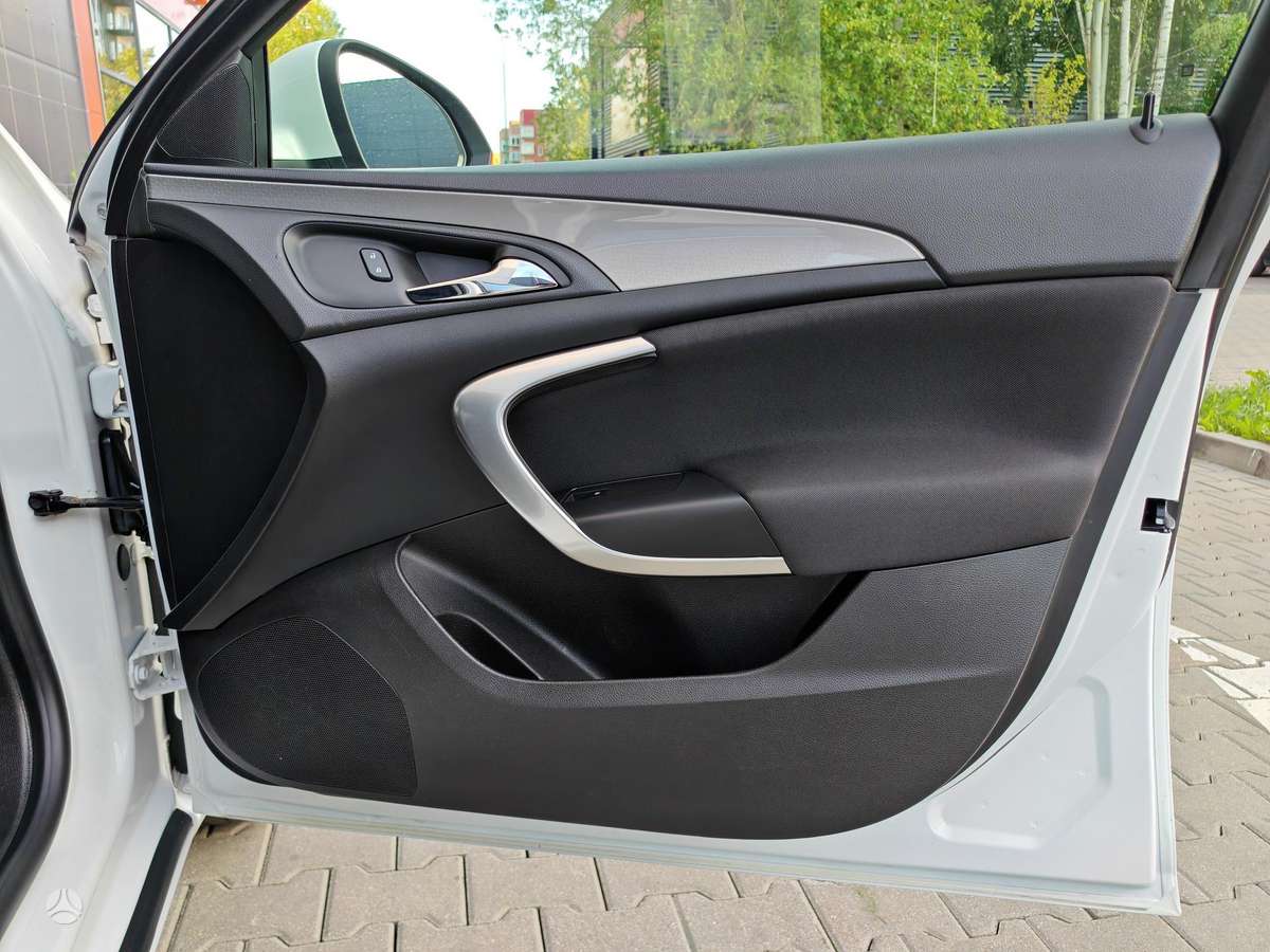 Opel Insignia, 2.0 l., Универсал