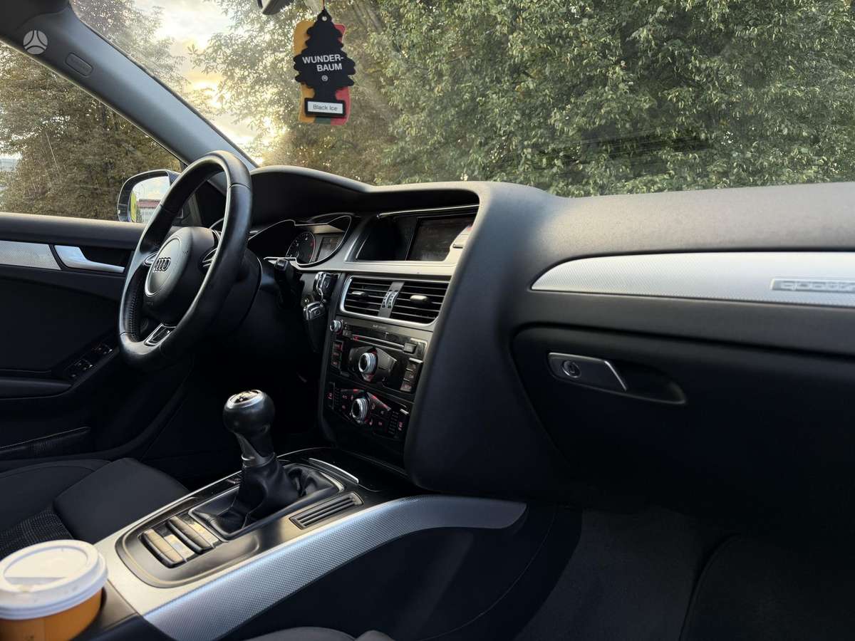 Audi A4, 2.0 l., universalas