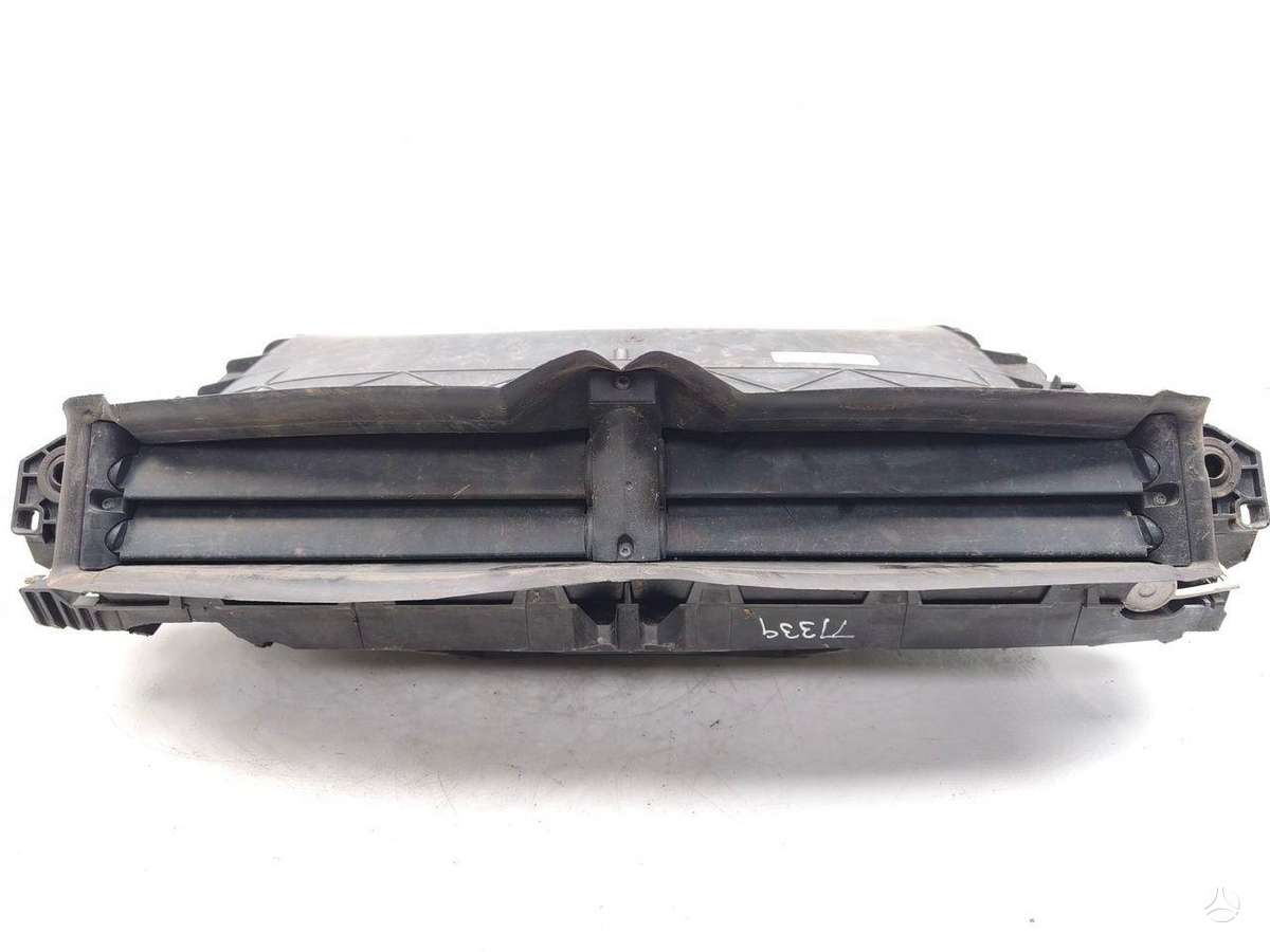Tesla Model 3, 1076732-00-H, radiatorius