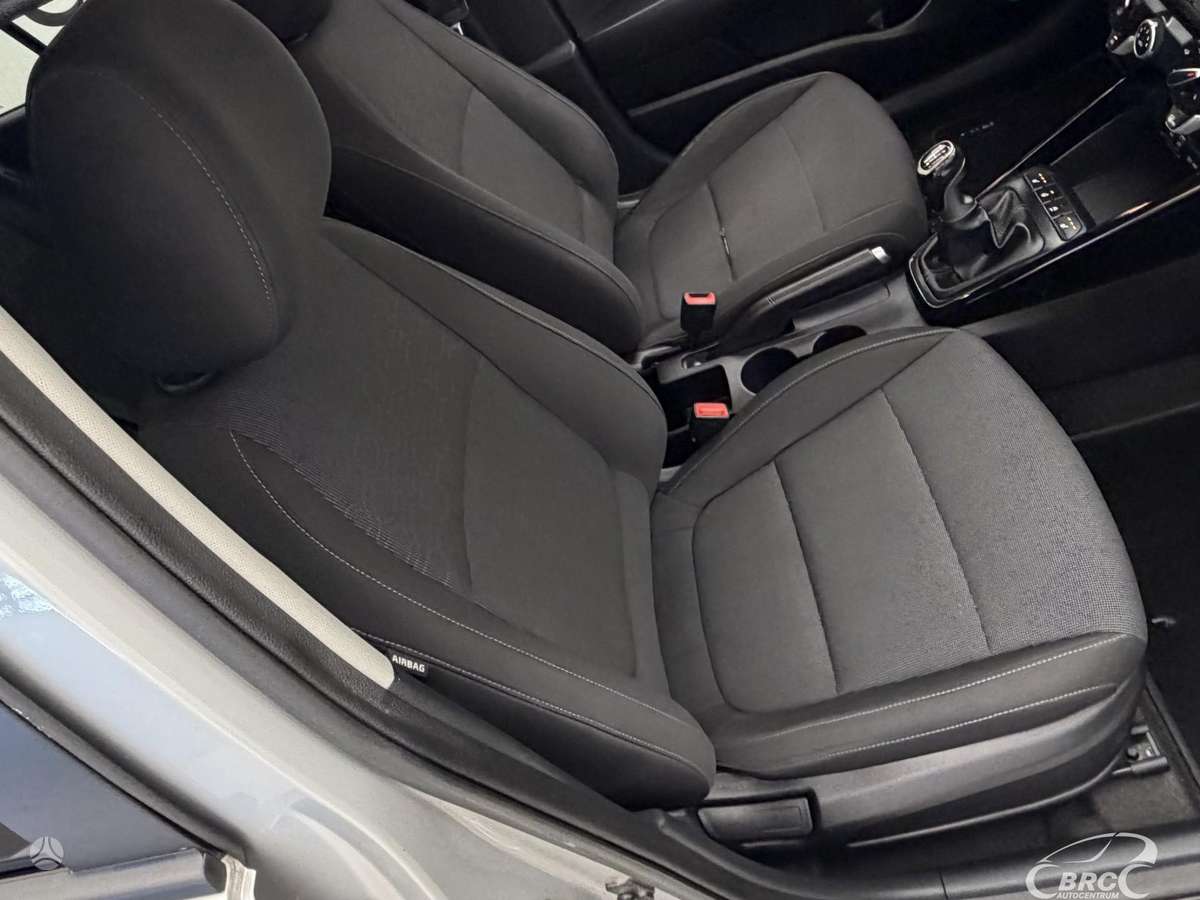 Kia Rio, 1.4 l., Хэтчбек