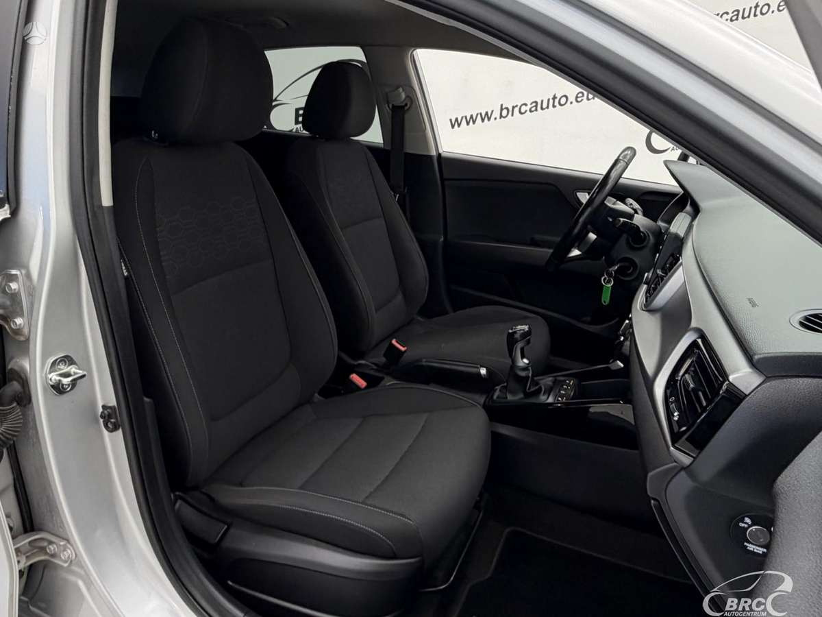 Kia Rio, 1.4 l., hatchback