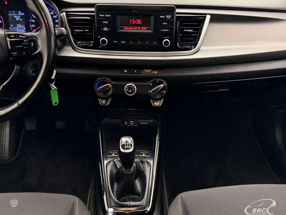 Kia Rio, 1.4 l., Хэтчбек