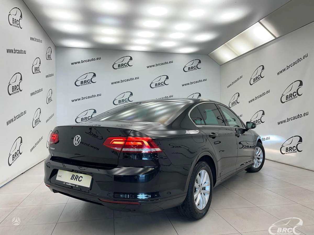 Volkswagen Passat - 5