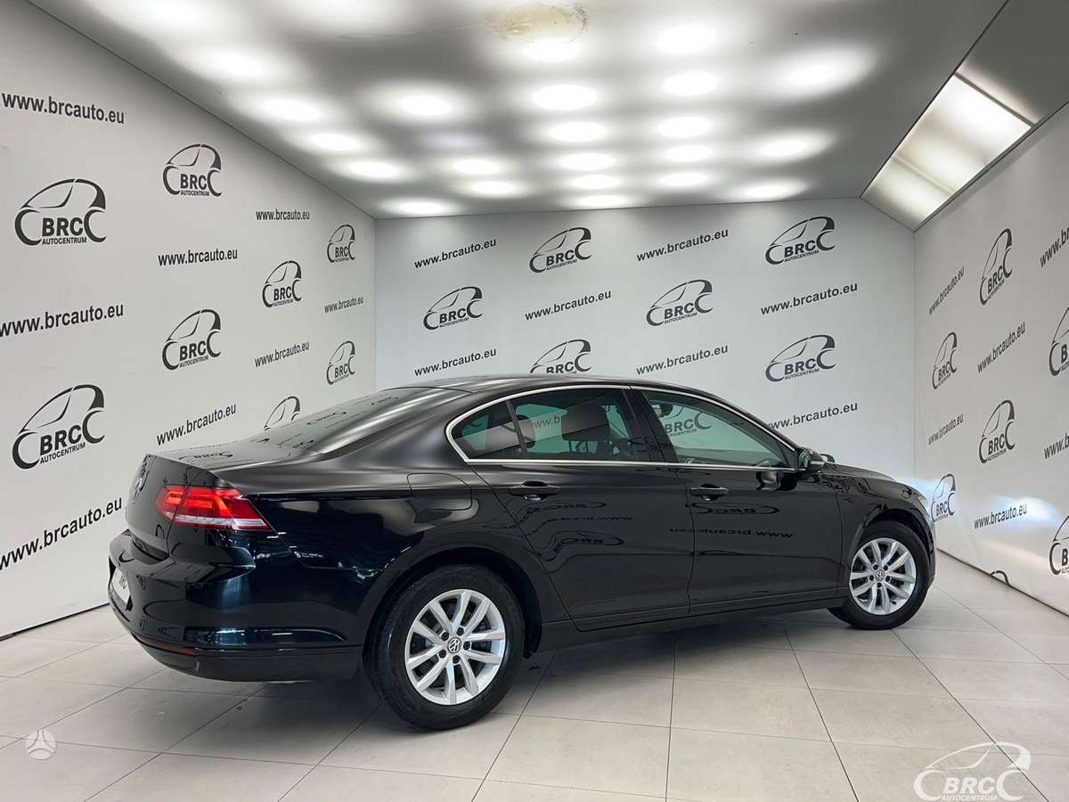 Volkswagen Passat - 6