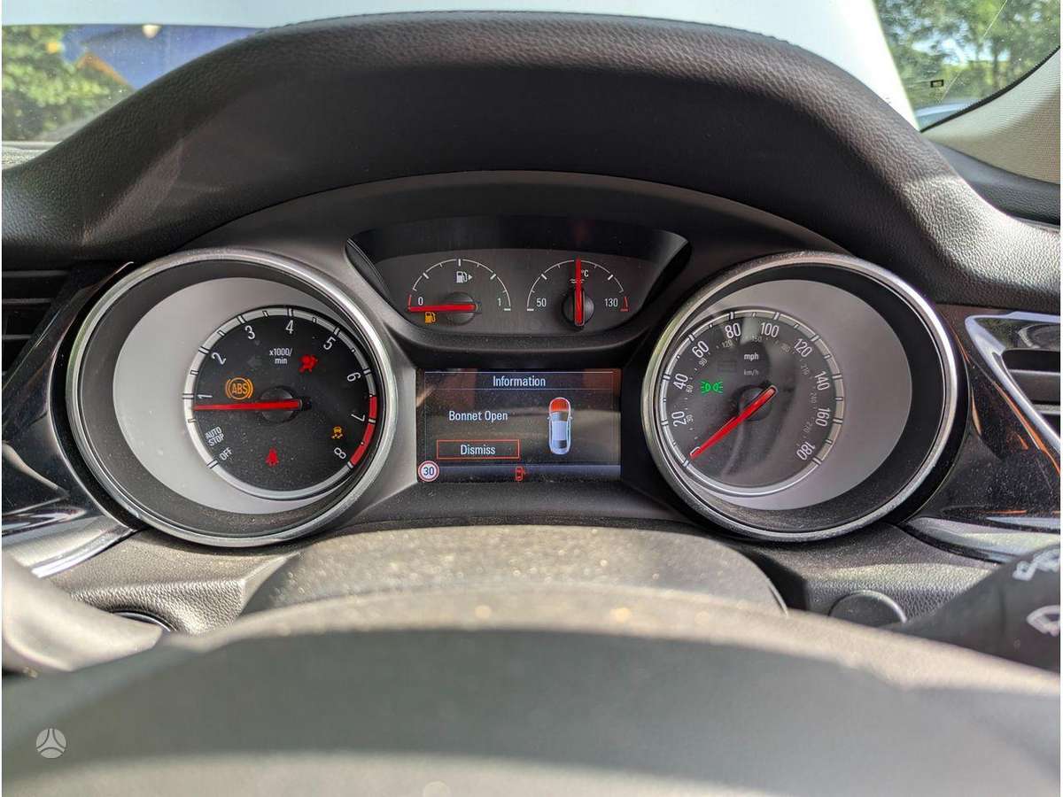 Opel Insignia engine