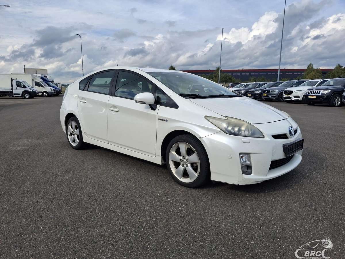 Toyota Prius - 3