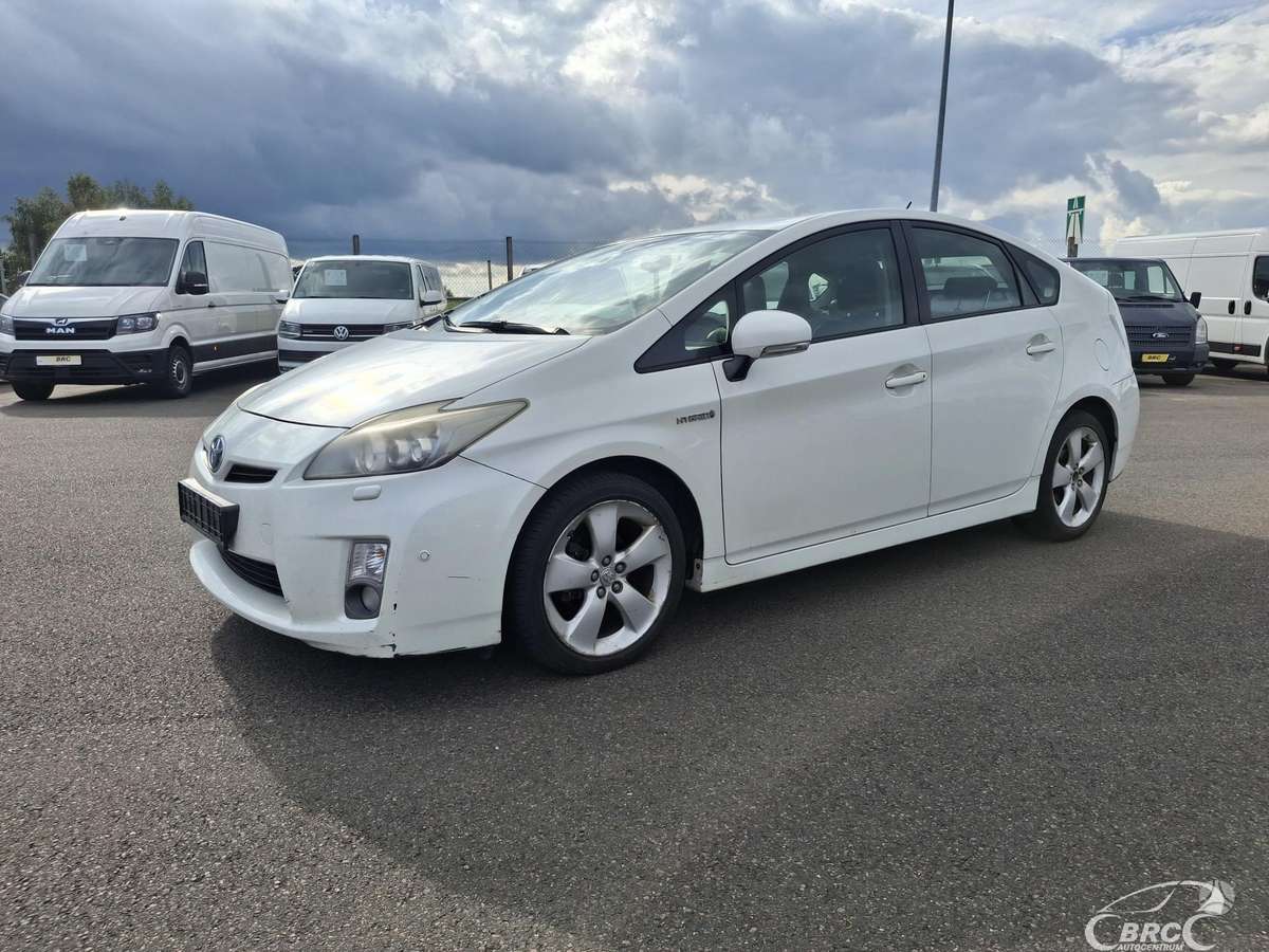 Toyota Prius - 4