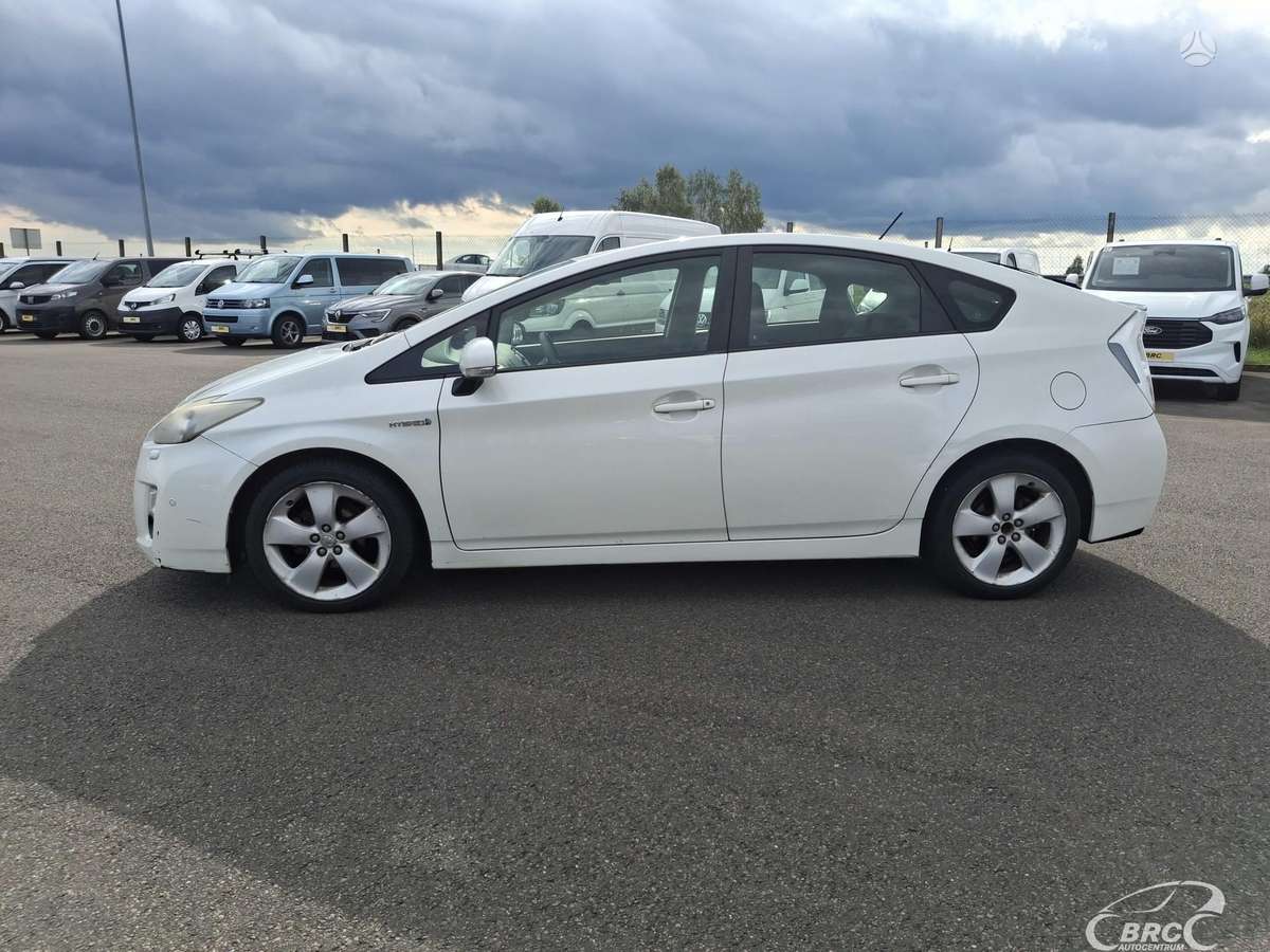 Toyota Prius - 5