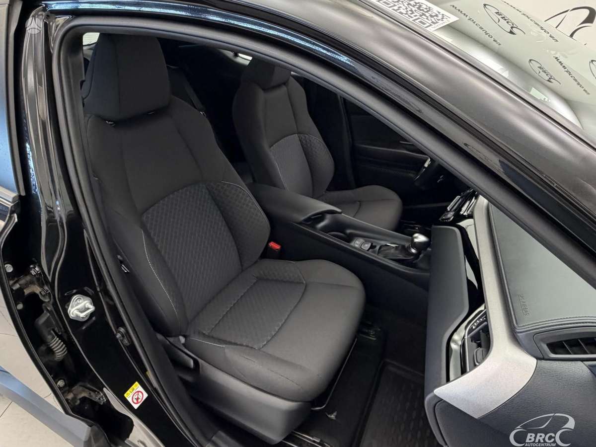 Toyota C-HR - 8