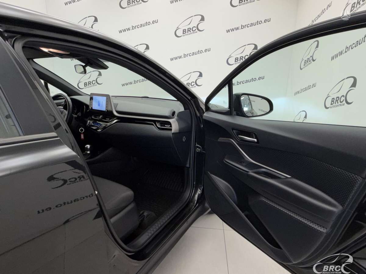 Toyota C-HR - 9