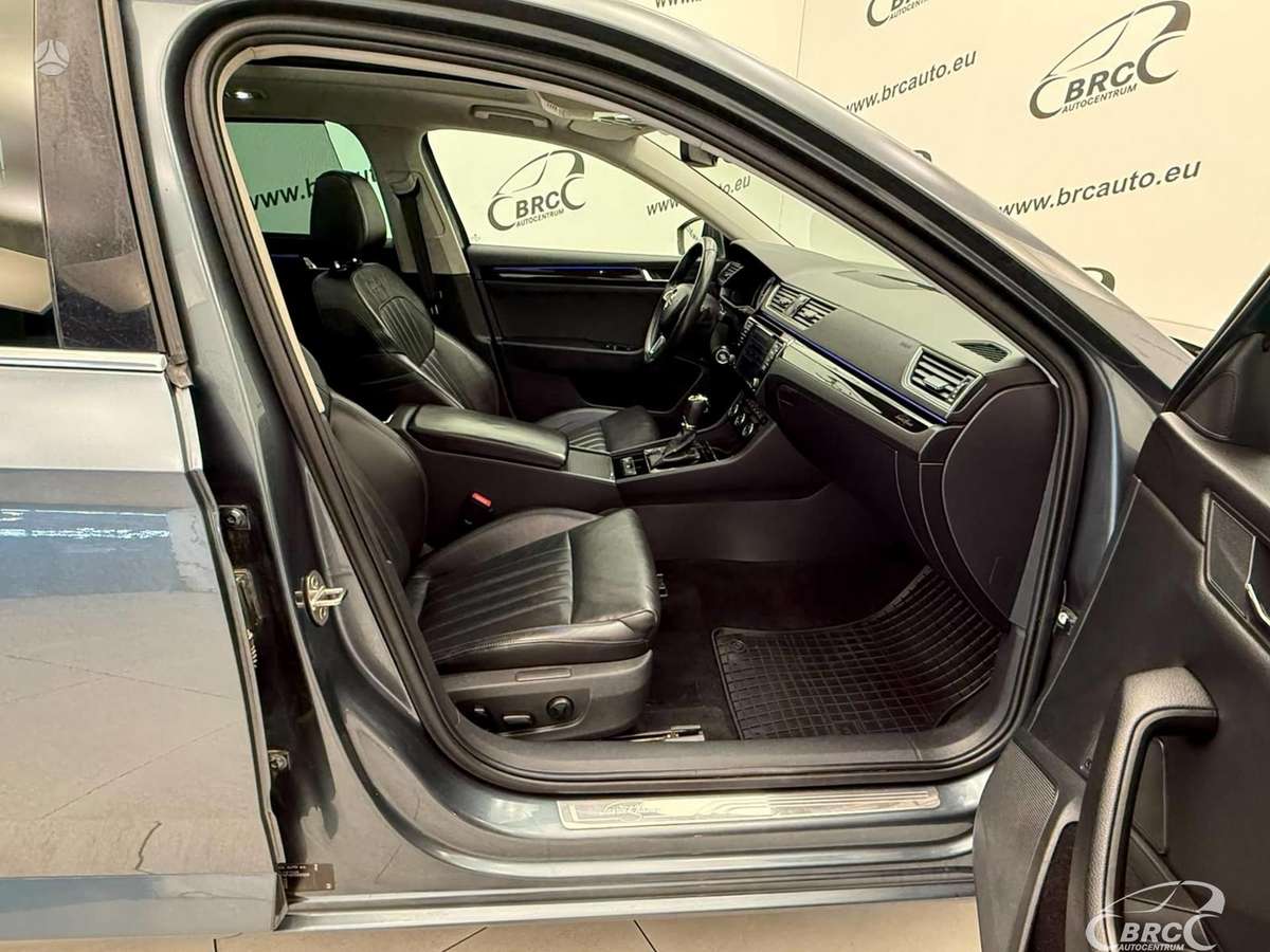Skoda Superb, 2.0 l., wagon