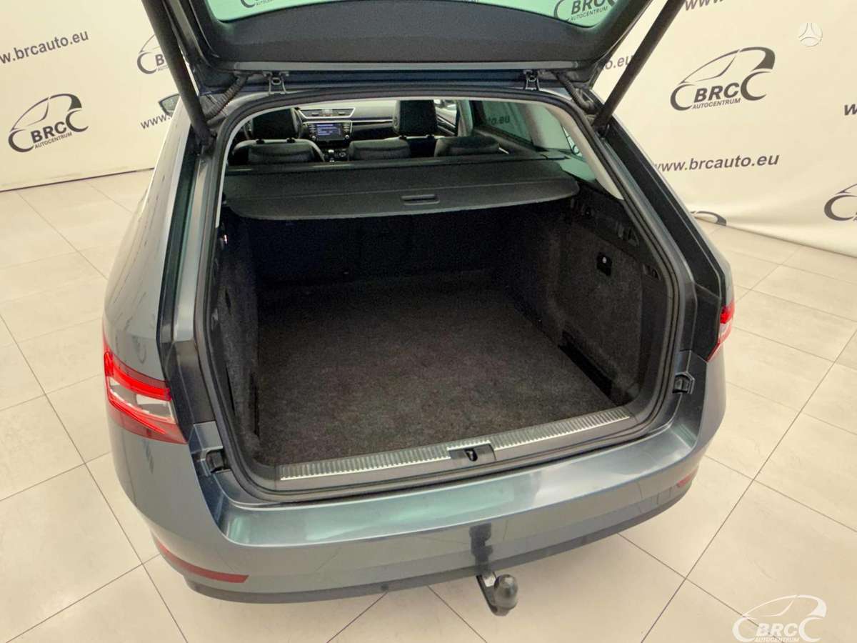 Skoda Superb, 2.0 l., wagon