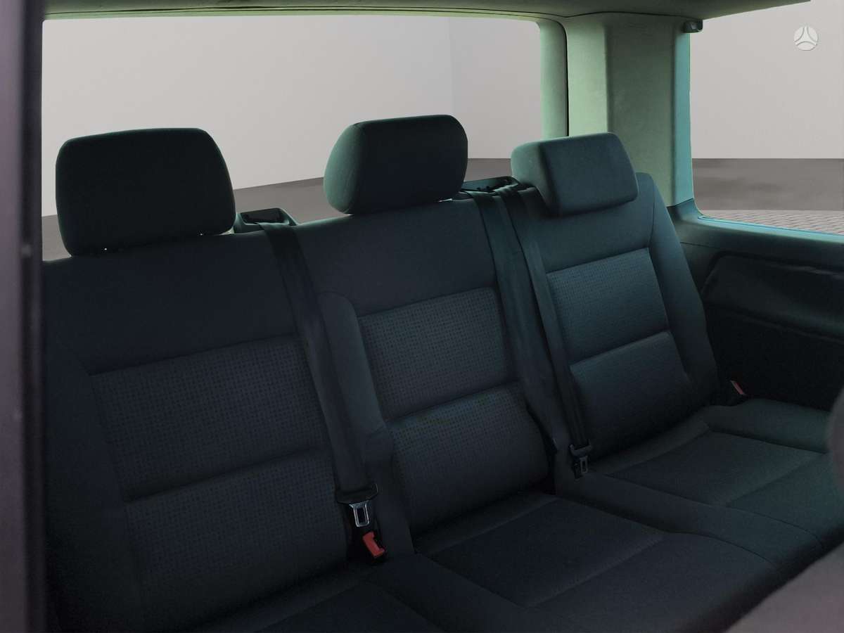 Volkswagen Multivan - 10