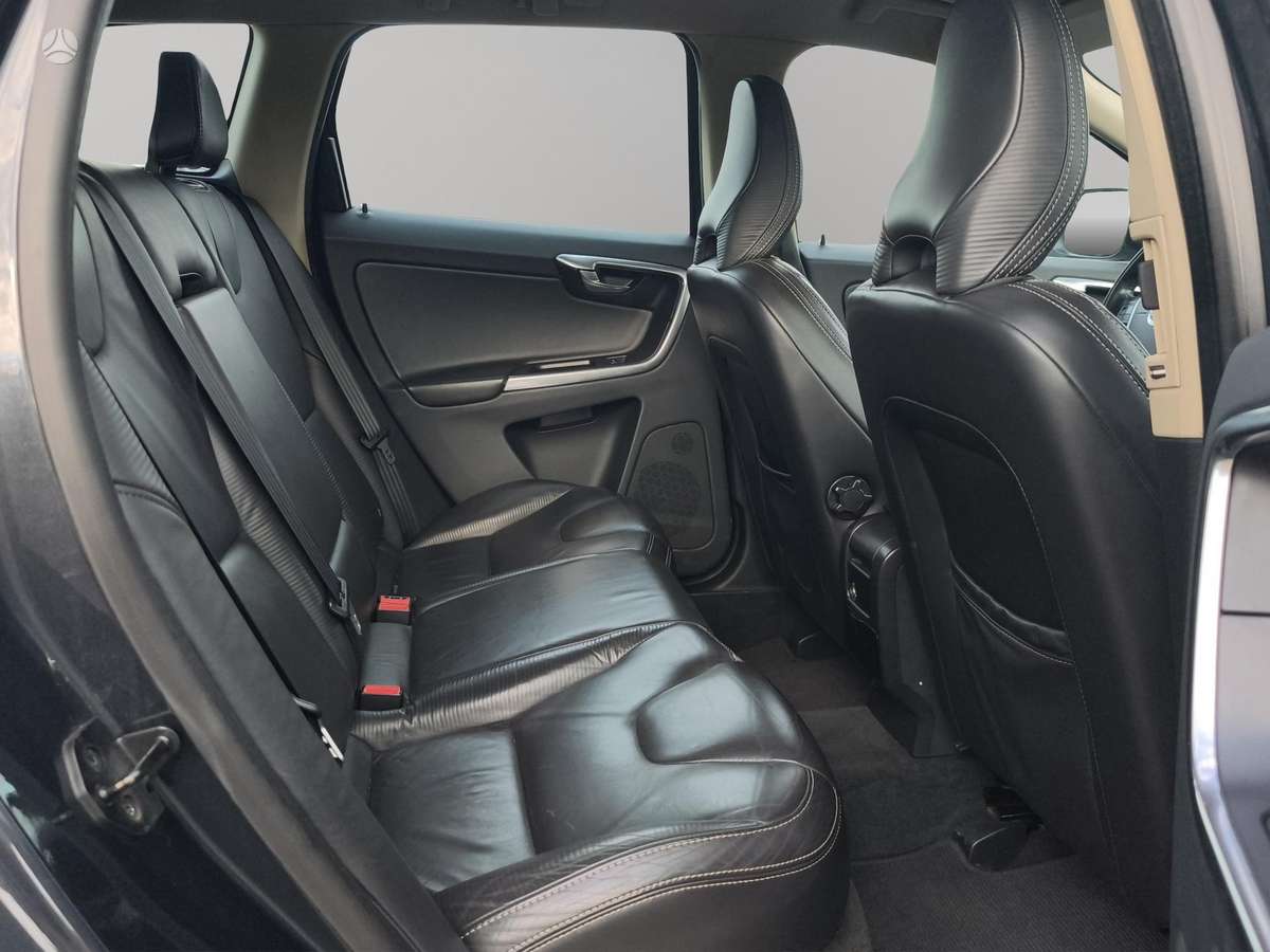 Volvo XC60 - 9