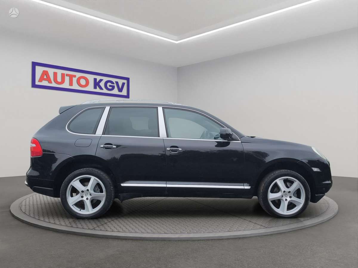 Porsche Cayenne - 6