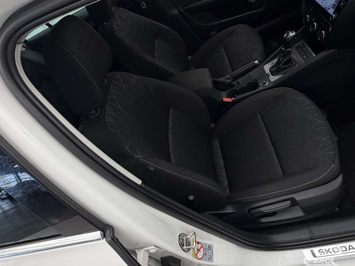 Škoda Octavia - 6