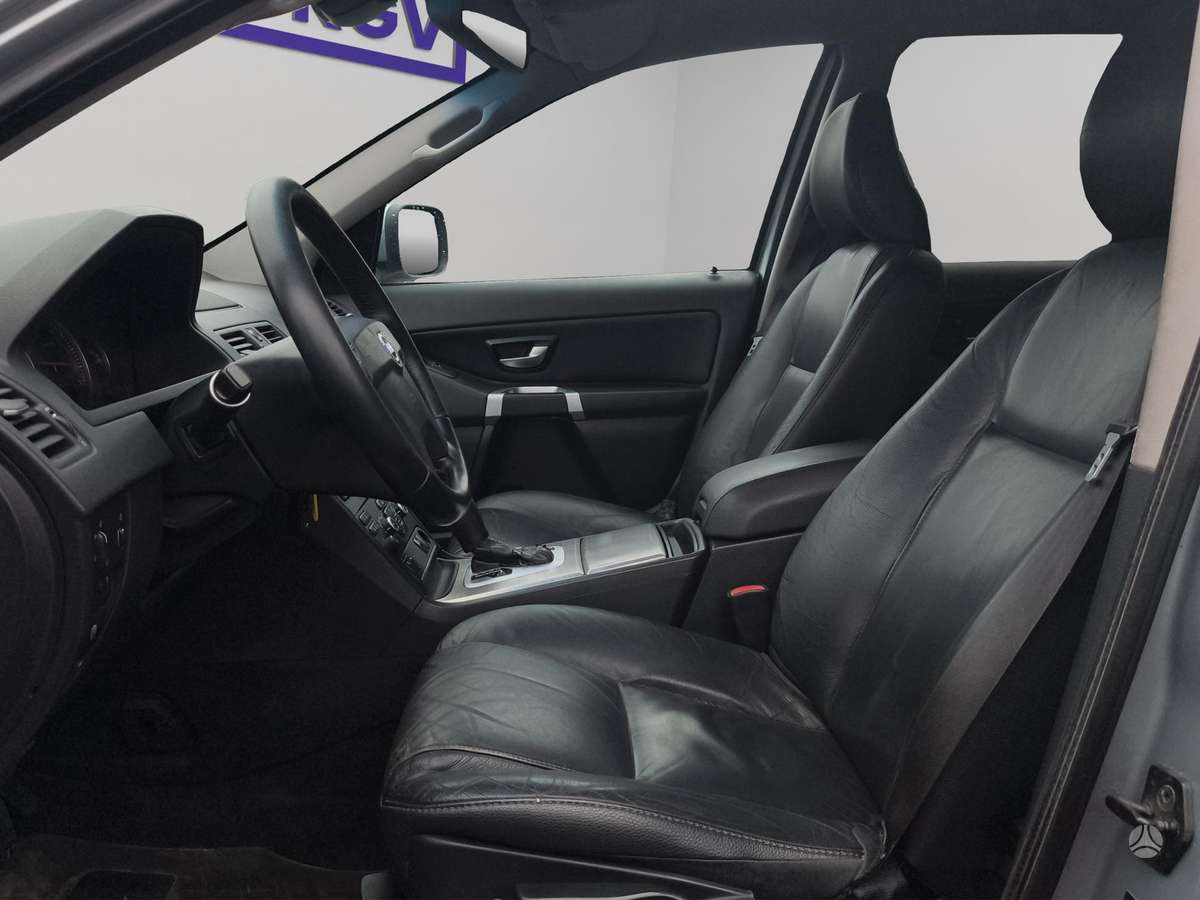 Volvo XC90 - 12
