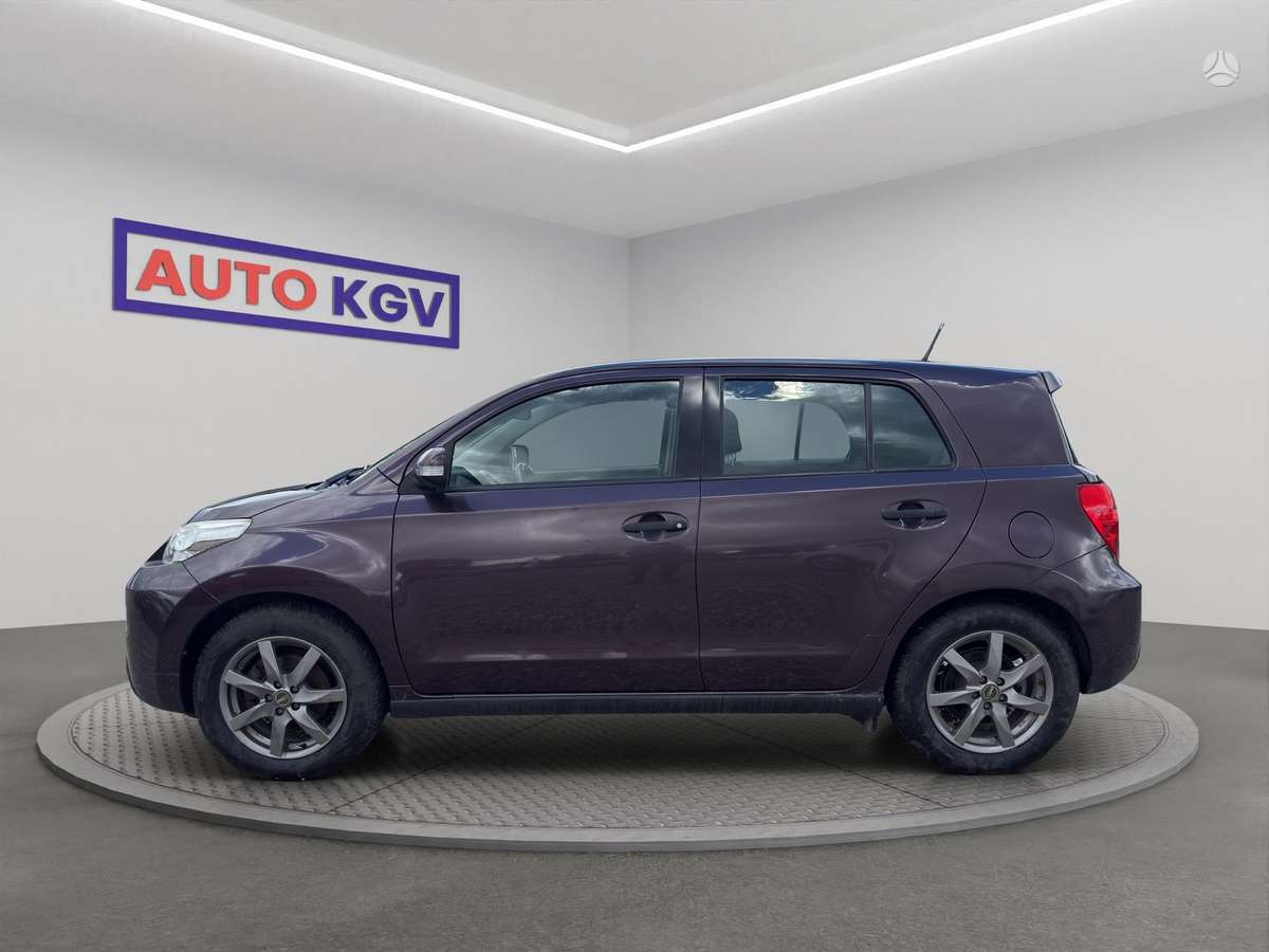 Toyota Urban Cruiser - 2