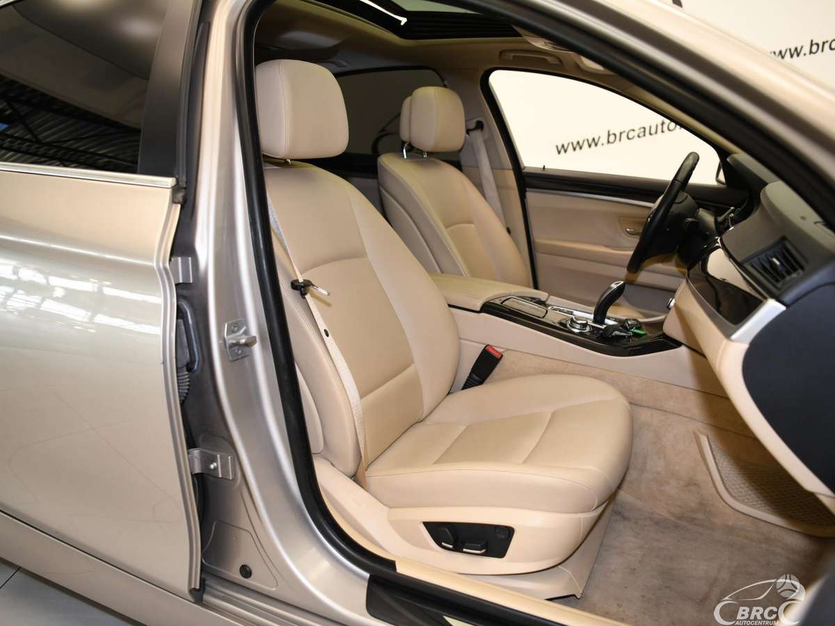 BMW 528, 2.0 l., Седан