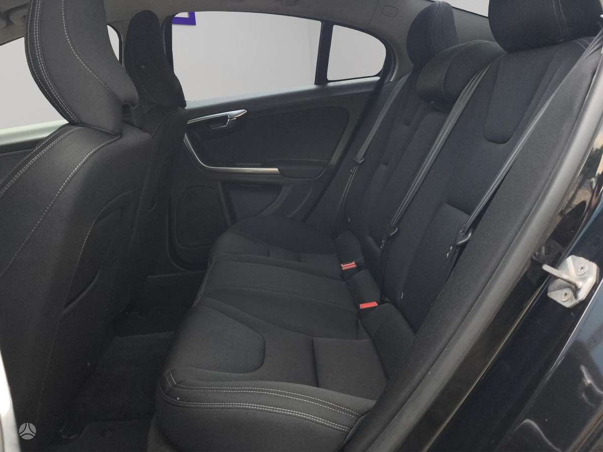 Volvo S60 - 11