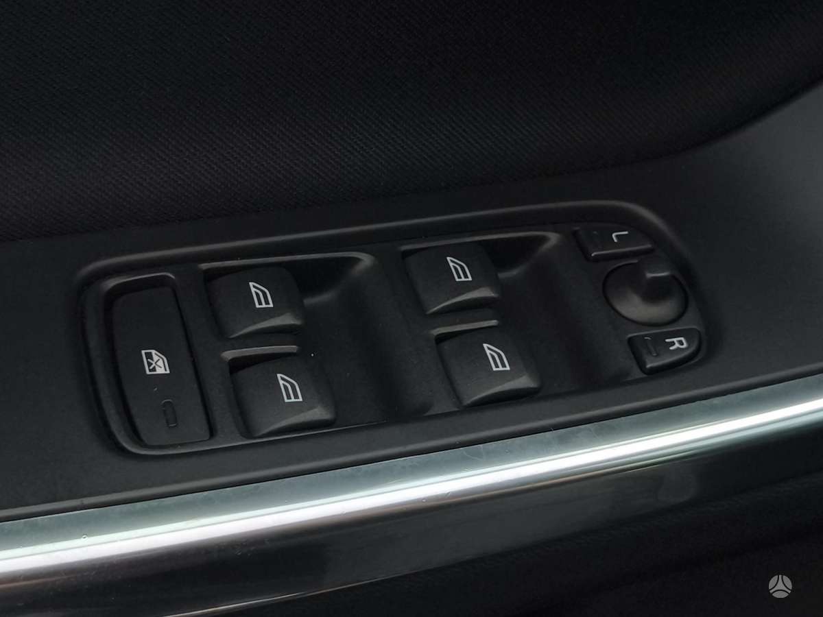 Volvo S60, 2.0 l., Седан