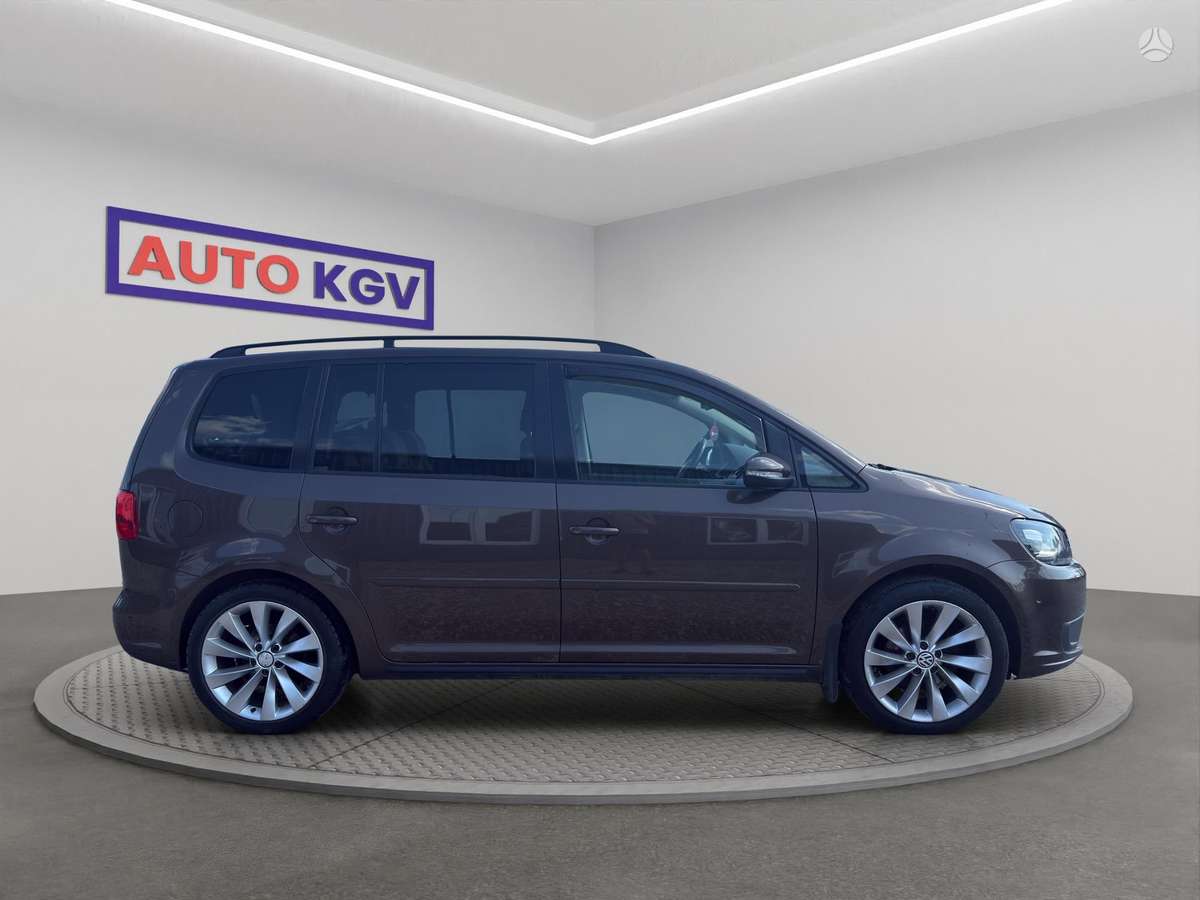 Volkswagen Touran - 6