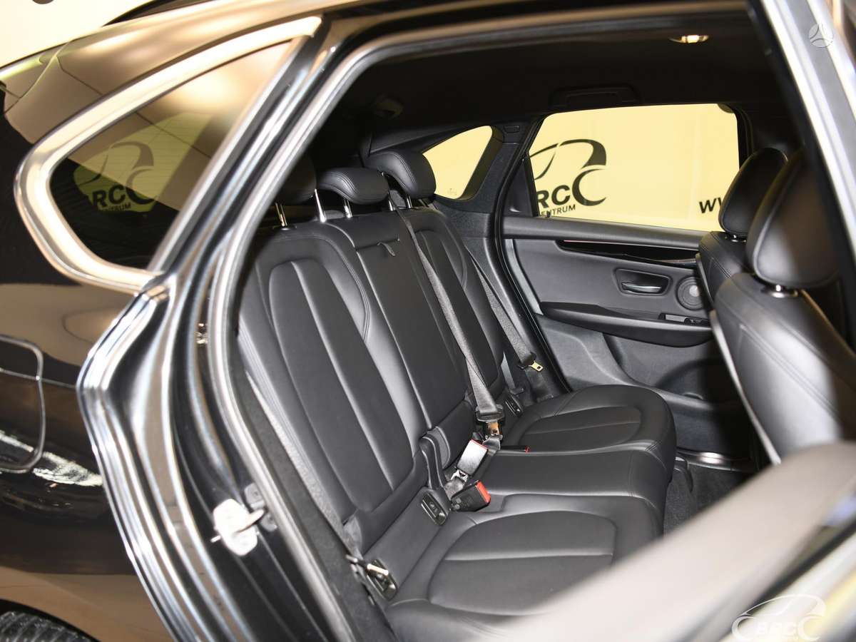 BMW 218 Active Tourer, 2.0 l., Минивэн