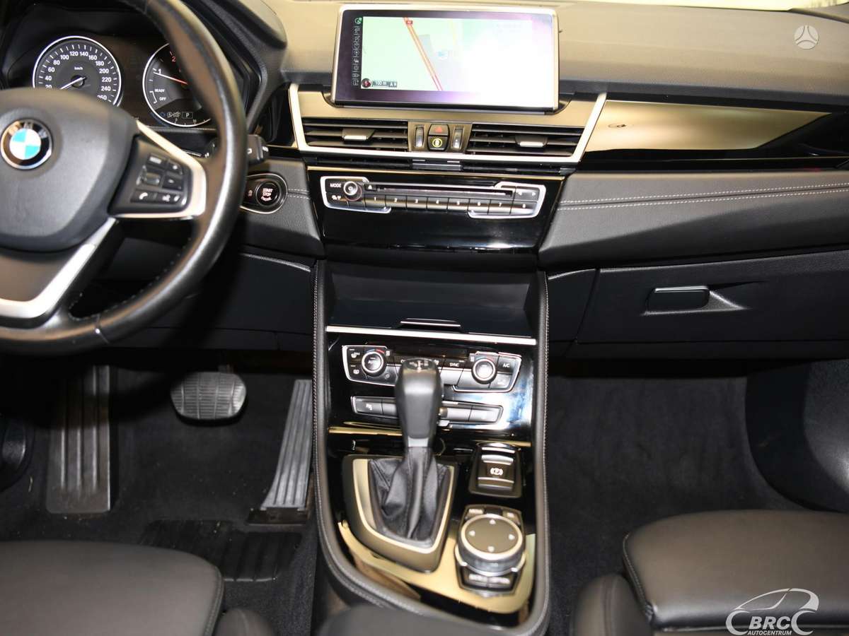 BMW 218 Active Tourer, 2.0 l., Минивэн