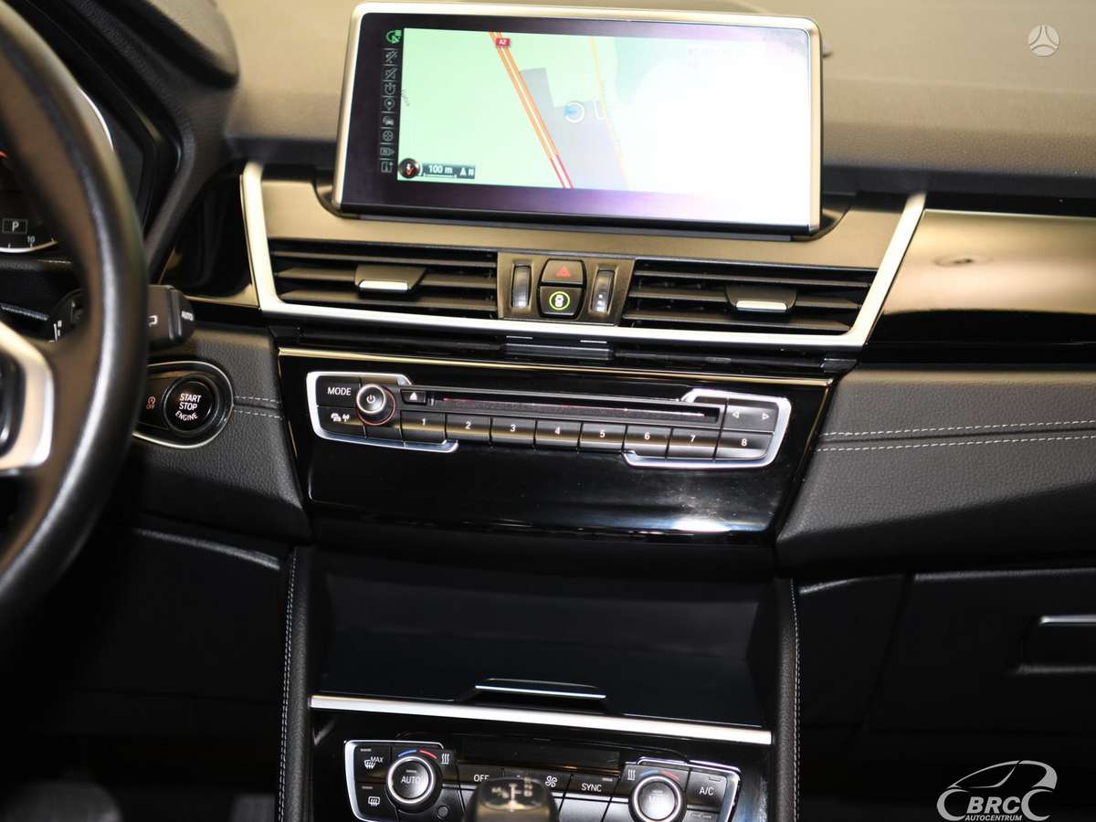 BMW 218 Active Tourer, 2.0 l., Минивэн