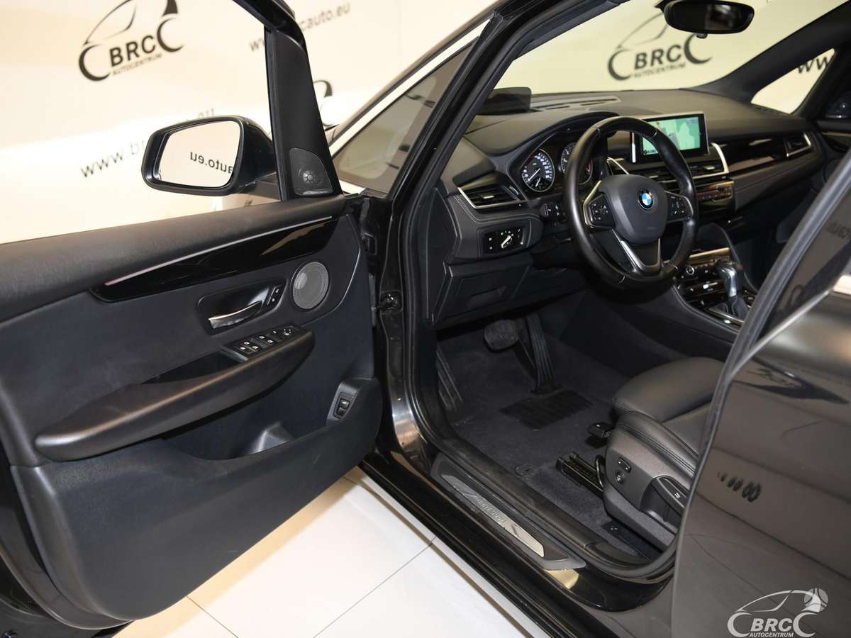 BMW 218 Active Tourer, 2.0 l., Минивэн