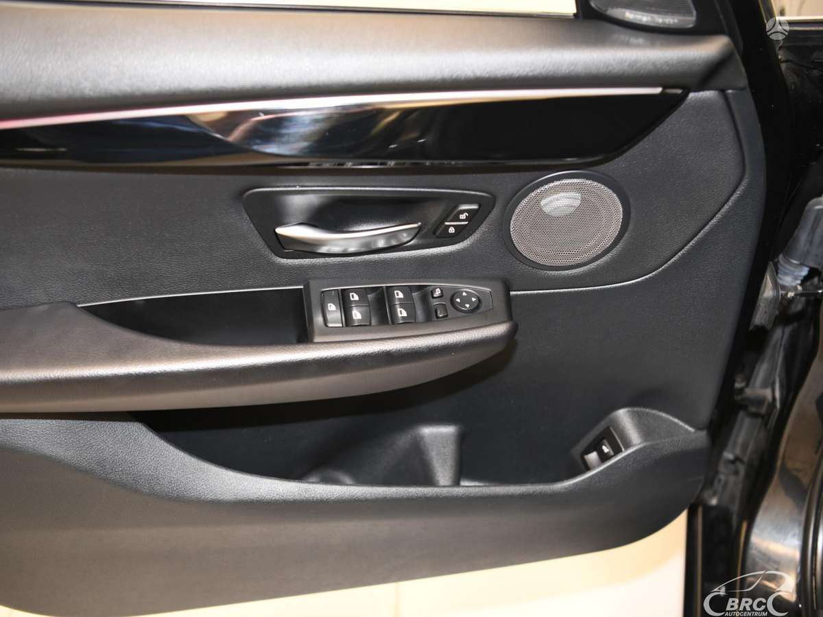 BMW 218 Active Tourer, 2.0 l., Минивэн