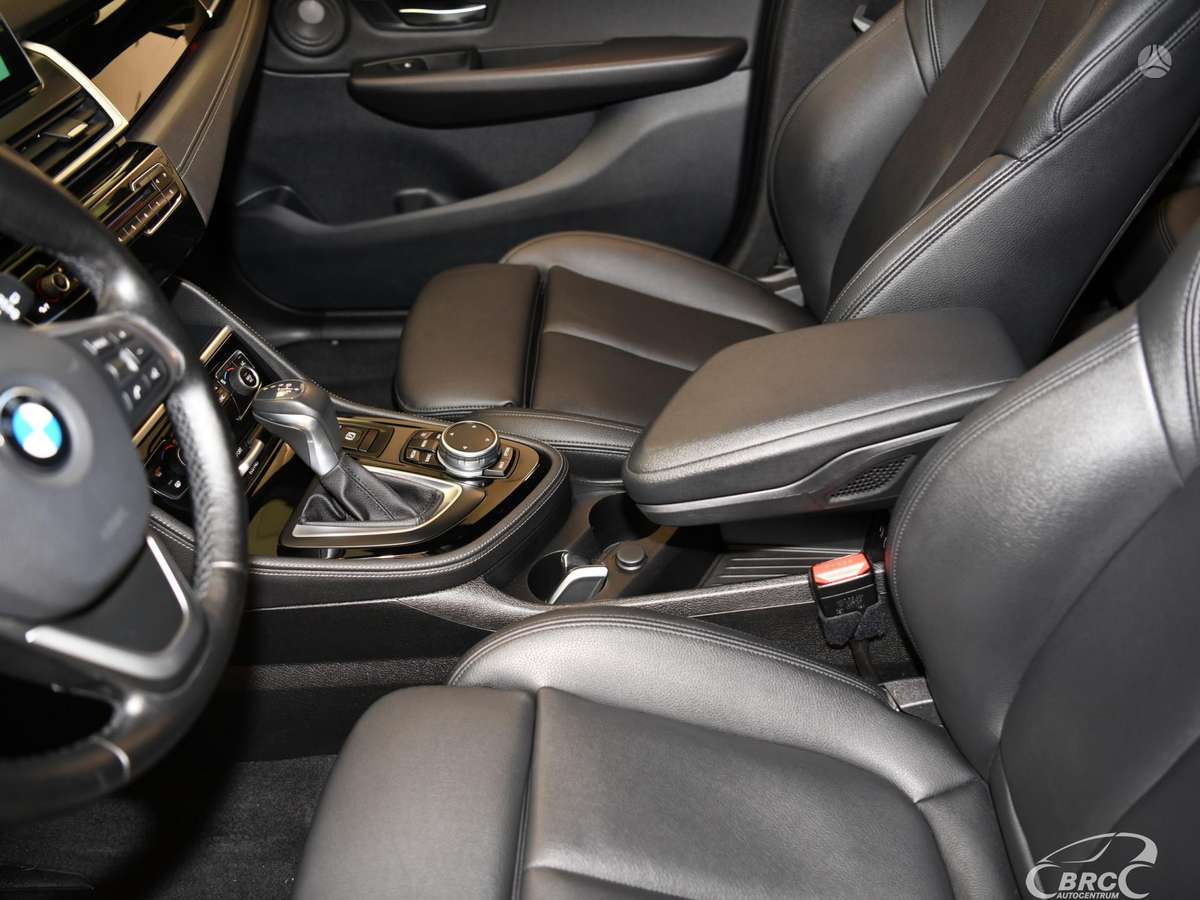 BMW 218 Active Tourer, 2.0 l., Минивэн