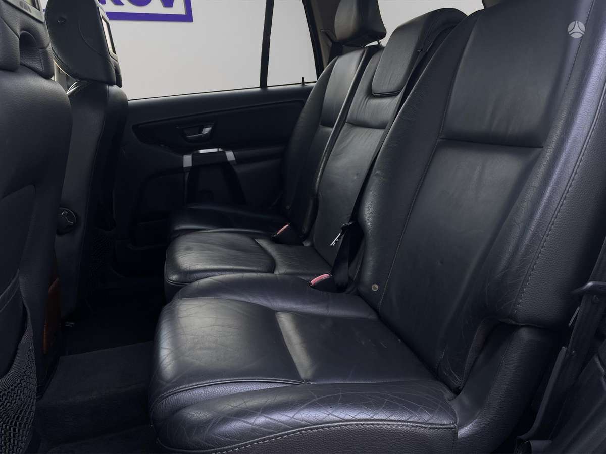 Volvo XC90 - 12