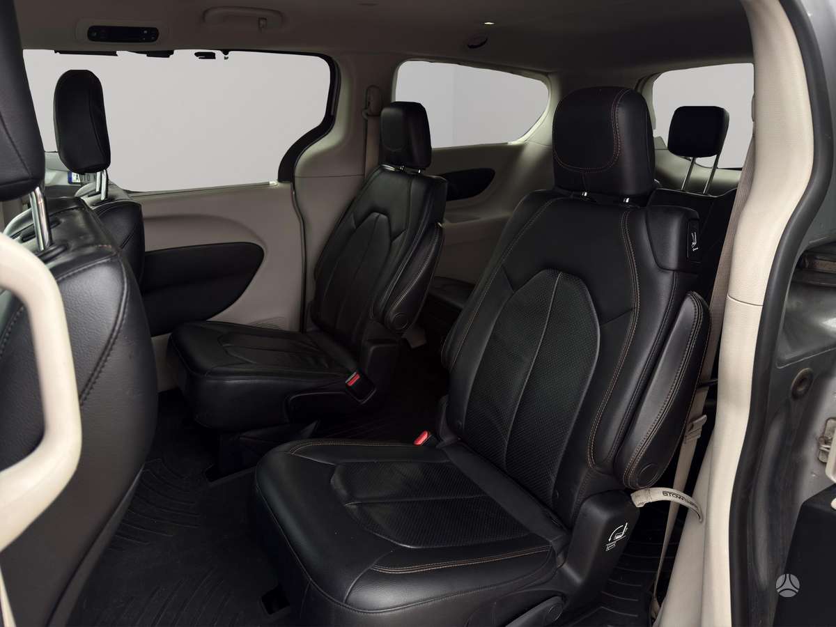 Chrysler Pacifica, 3.6 l., Минивэн
