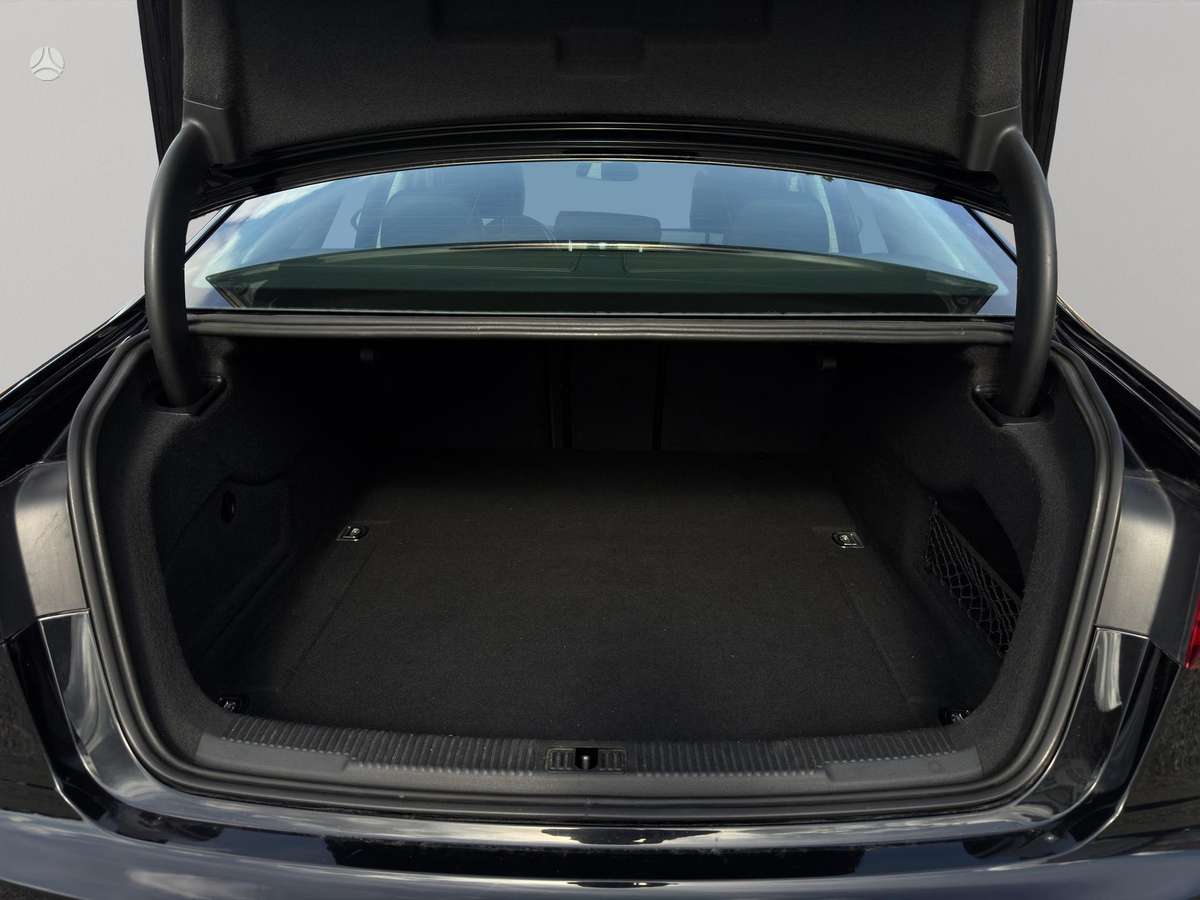 Audi A6, 2.0 l., sedanas
