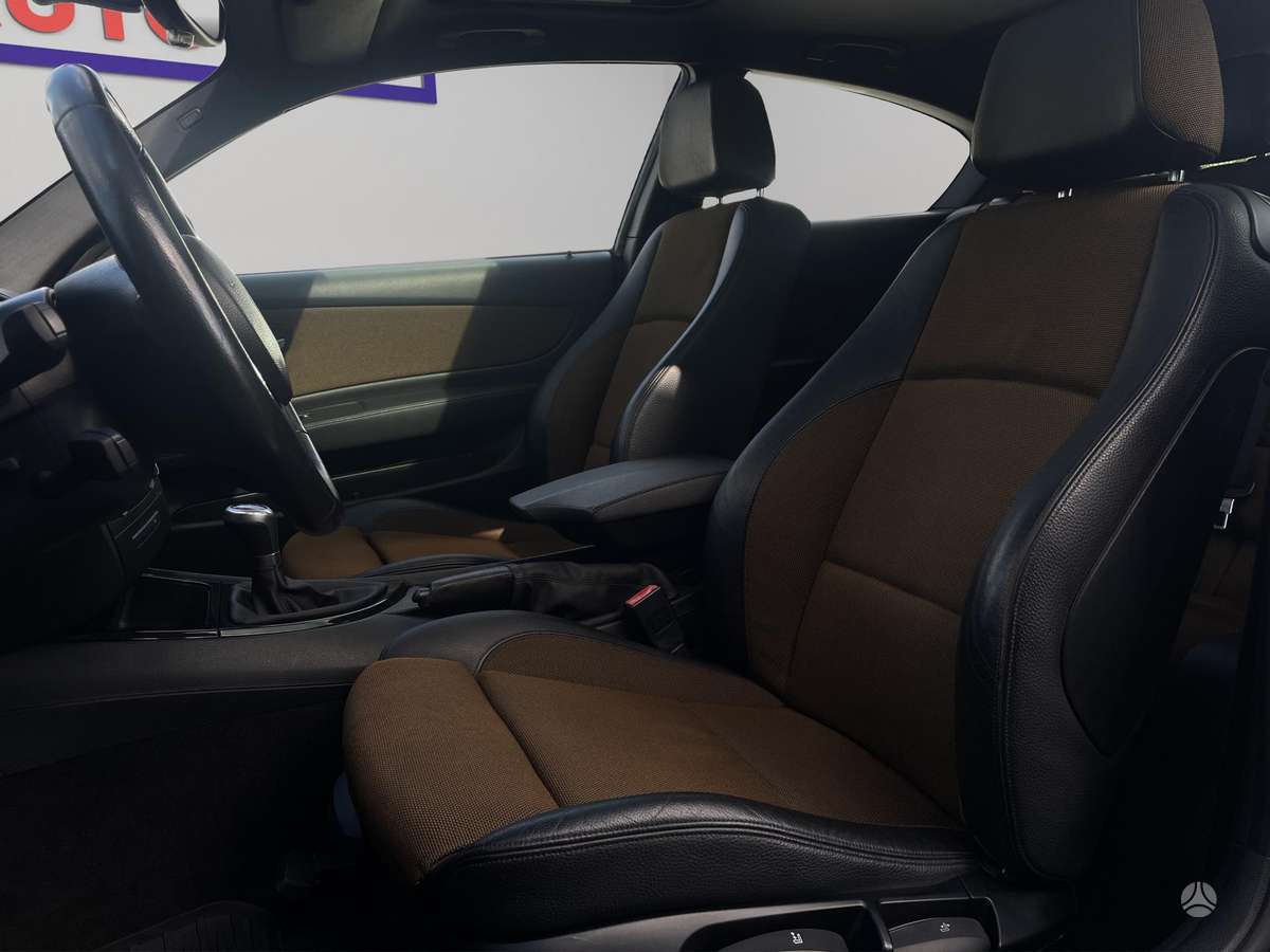 BMW 120, 2.0 l., Хэтчбек
