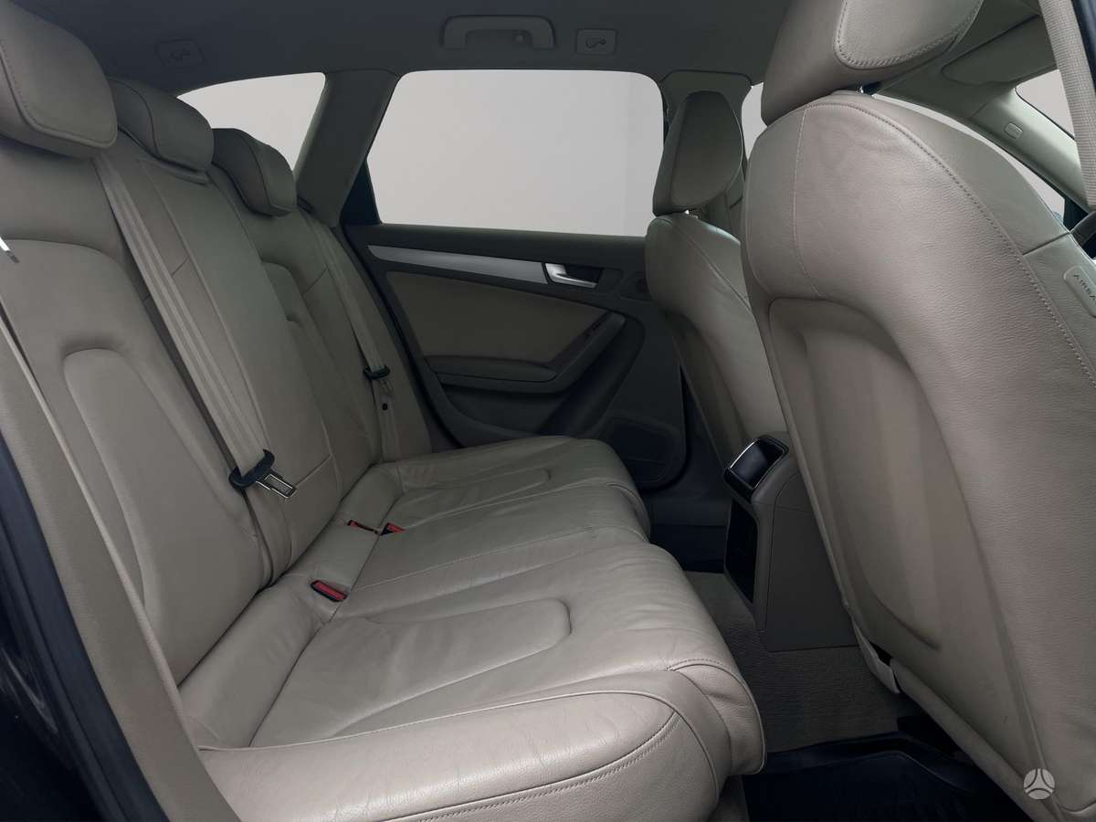 Audi A4, 3.0 l., Универсал