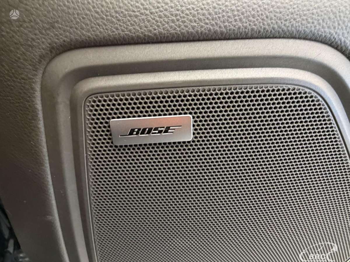 Porsche Macan - 11